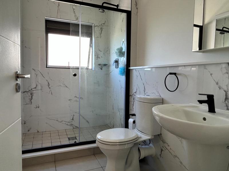 To Let 1 Bedroom Property for Rent in Sandown Western Cape